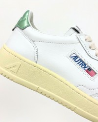 Autry - Medialist Women’s White/Green Laminated Leather Shoe AULW LL62 P24