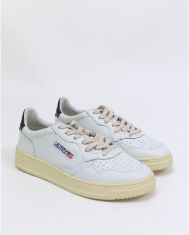 Autry - Medalist Leather White/Blue Men's Shoe AULM LL12 CON