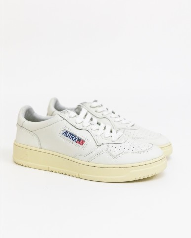 Autry - Women's Medalist Leather Capretto Shoe White AULW GG04 CON