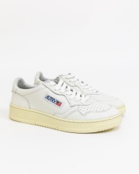 Autry - Women's Medalist Leather Capretto Shoe White AULW GG04 CON