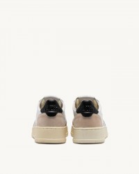Autry - Medalist Leather/Suede White/Black Women's Shoe AULW LS21 CON