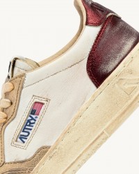 Autry - Women's Medalist Supervintage Leather Shoe Platinum/Bordeaux AVLW MT04 CON