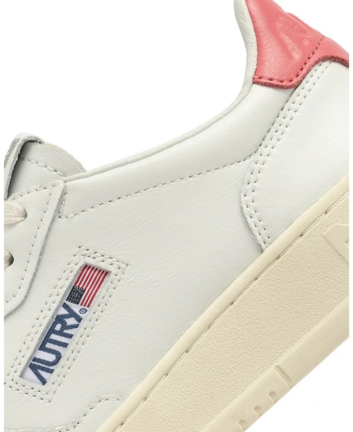 Autry - Women's Medalist Leather Shoe White/Peach AULW LL78 CON