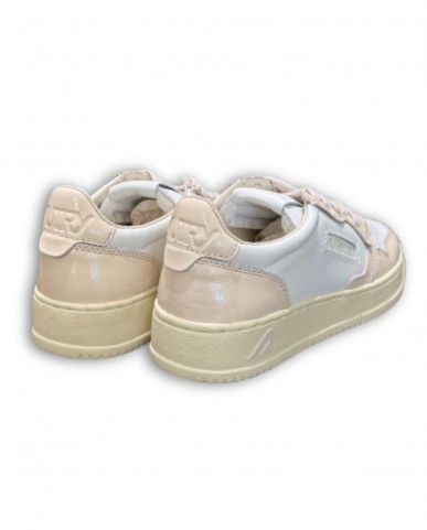 Autry - Women's Medalist Shoe Leather Bicolor Lacquered Powder AULW RT03 CON