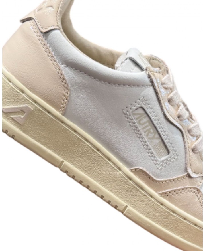 Autry - Scarpa Medalist Pelle Bicolor Laccata Cipria Donna AULW RT03 CON