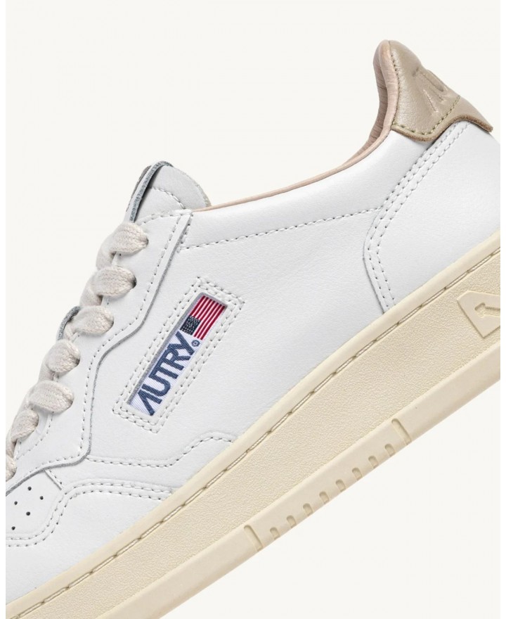 Autry - Medalist Leather White/Sand Men's Shoe AULM LL87 CON