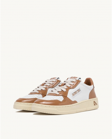 Autry - Women's Medalist Shoe Lacquered Bicolor Leather Camel AULW RT02 CON