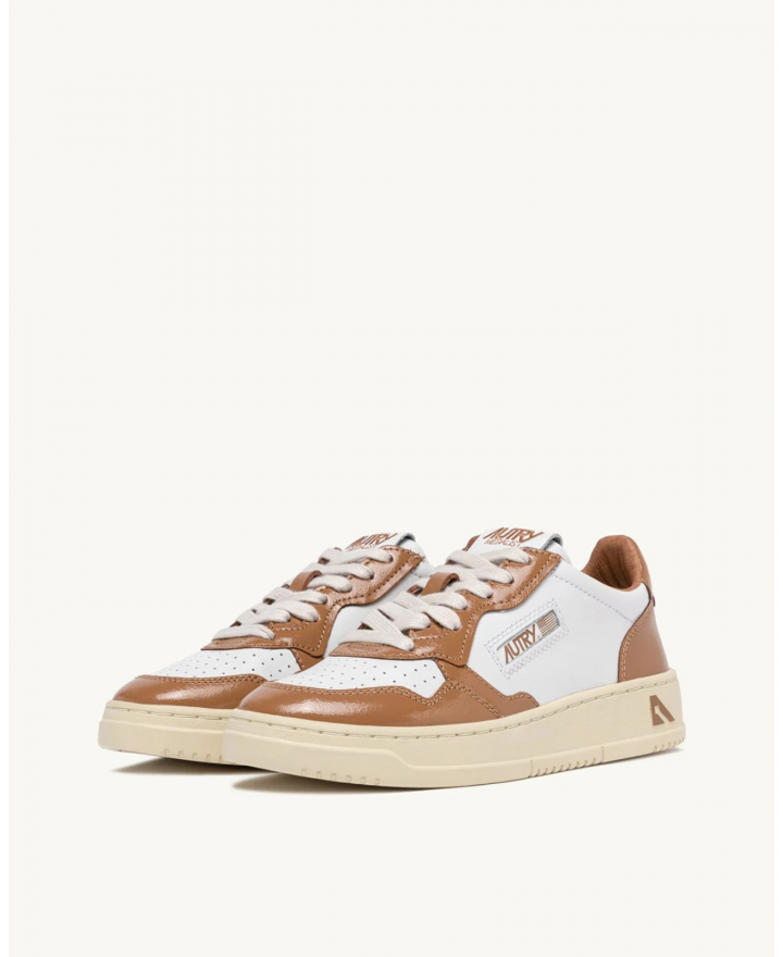 Autry - Scarpa Medalist Pelle Bicolor Laccata Cammello Donna AULW RT02 CON