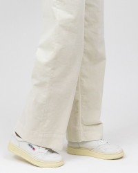 Autry - Women's Medalist Leather Capretto Shoe White AULW GG04 CON