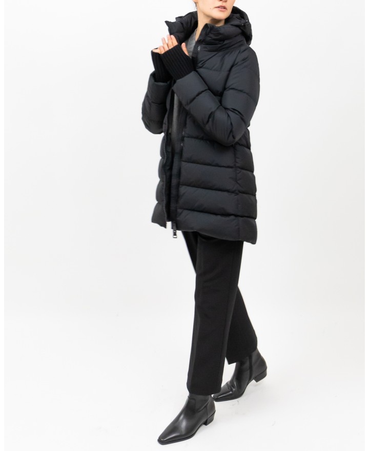 Herno - Women's Black Polar Down Jacket PI0660D 12004Z 9389 I25