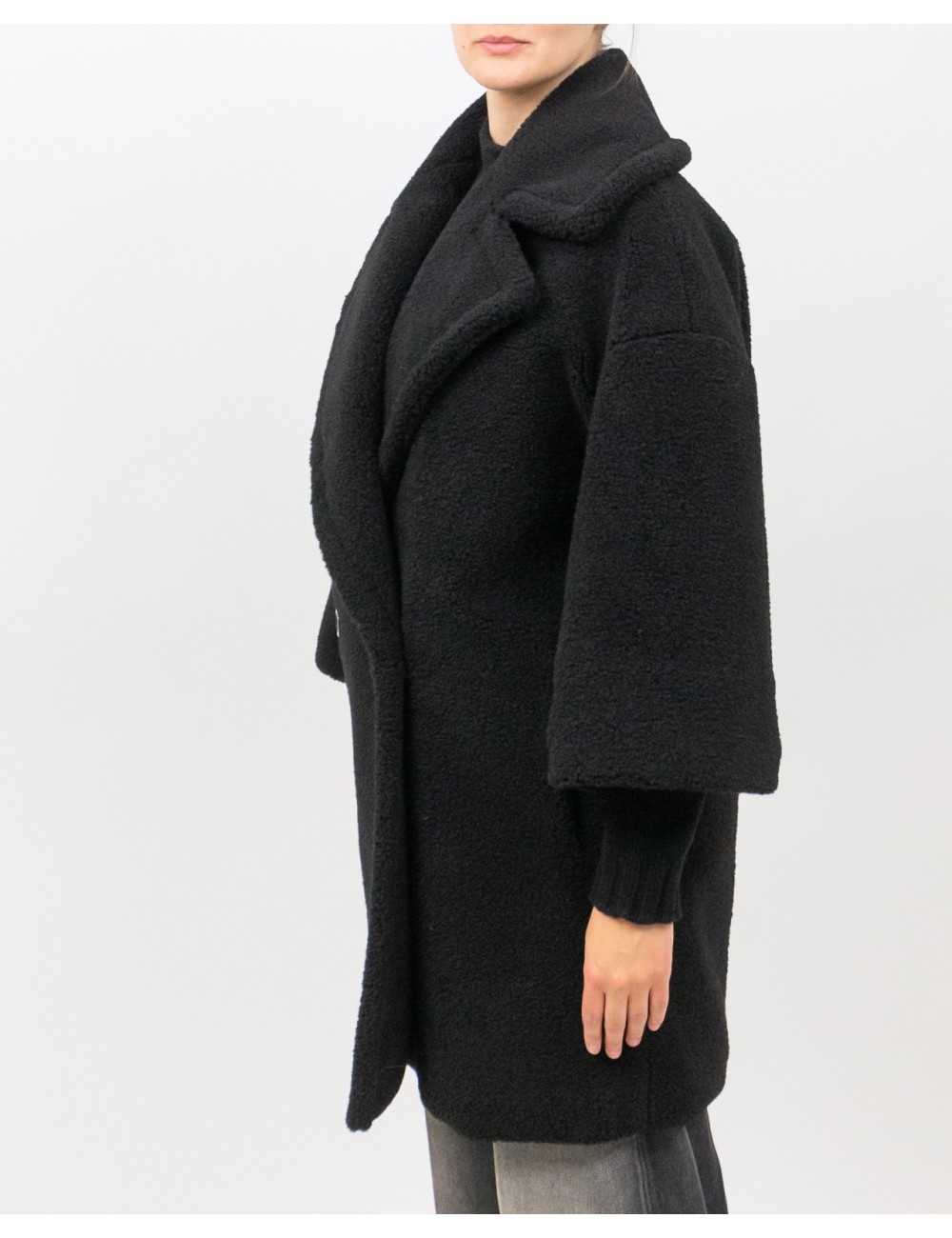 Herno - Women's Short Black Teddy Coat GC000492D 12735 9300 I25