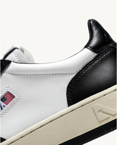 Autry - Medalist Women's Bicolor Black Leather Shoe AULW WB01 CON