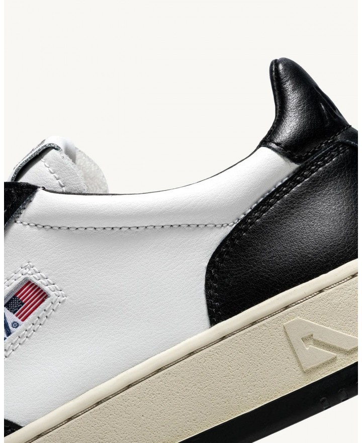 Autry - Scarpa Medalist Pelle Bicolor Nera Donna AULW WB01 CON
