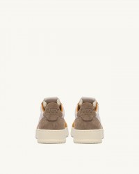 Autry - Men's Medalist Suede Brown/Ochre Shoe AULM TS24 CON