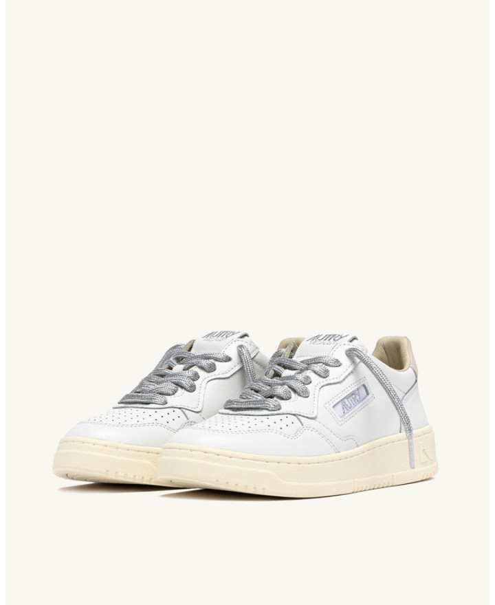Autry - Medalist Shoe White Leather Silver Laces Women AULW SW02 CON