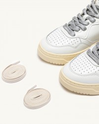 Autry - Medalist Shoe White Leather Silver Laces Women AULW SW02 CON