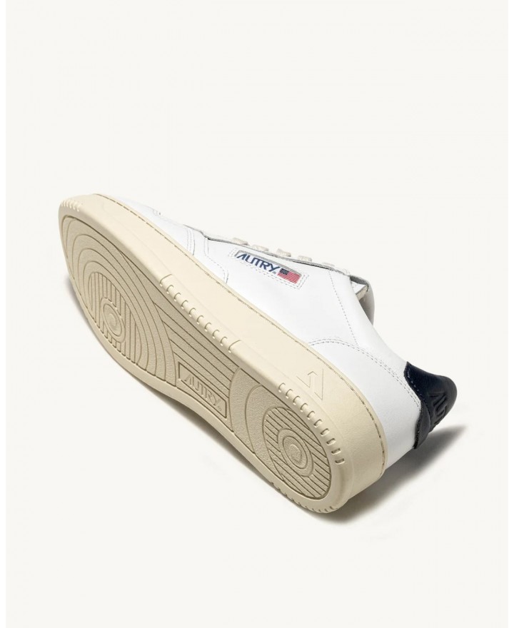 Autry - Medalist Leather White/Blue Men's Shoe AULM LL12 CON