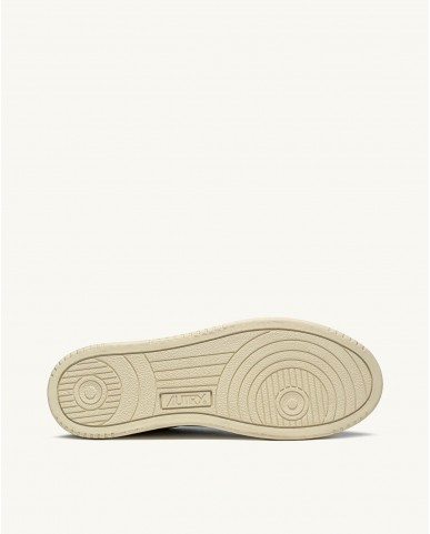 Autry - Women's Medalist Leather Shoe White AULW LL15 CON