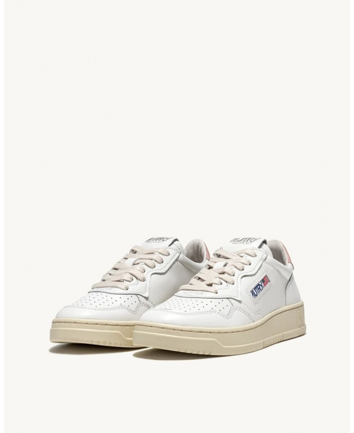 Autry - Medalist Leather White/Pink Women's Shoe AULW LL16 CON
