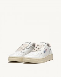 Autry - Scarpa Medalist Pelle Bianca/Rosa Cipria Donna AULW LL16 CON