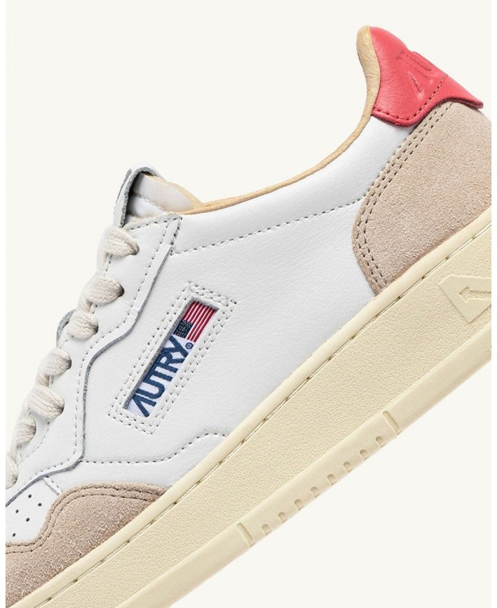 Autry - Medalist Leather/Suede White/Peach Women's Shoe AULW LS78 CON