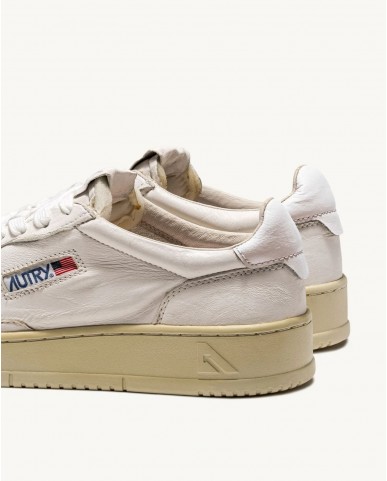 Autry - Women's Medalist Leather Capretto Shoe White AULW GG04 CON