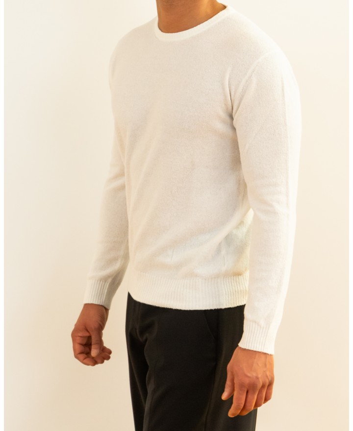 A Trip in a Bag - Men's White Sweater 2KN2606B22 WHITE P26