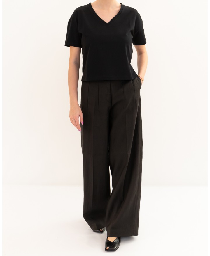 Aragona - Women's Black V-Neck T-Shirt D3354TP 101 NERO P26