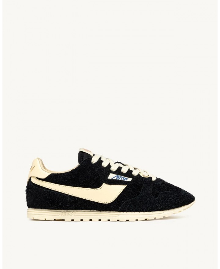 Autry - Women's Black Windspin Shoe WSLW UB27 CON